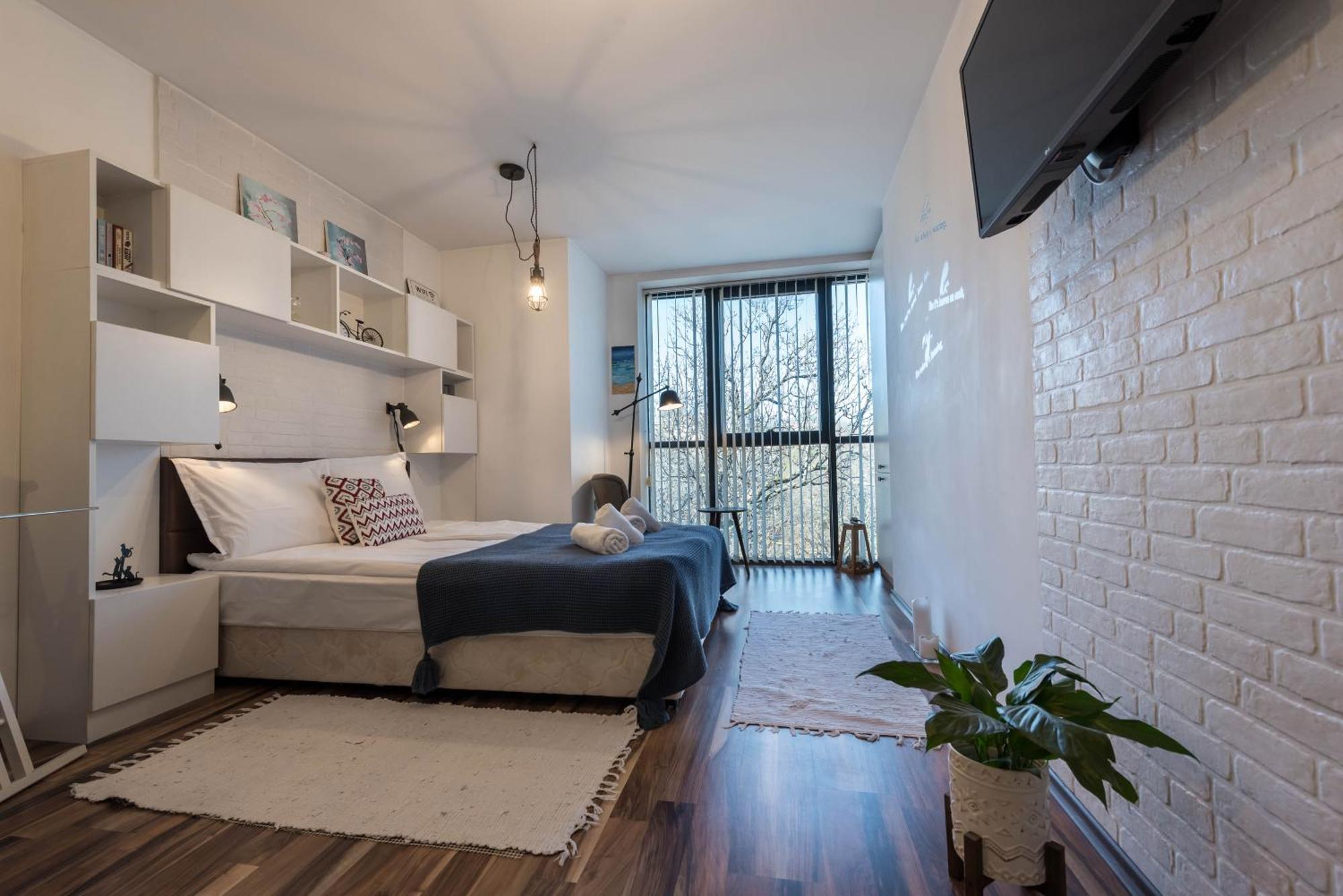 студио в близост до община Apartment Warna